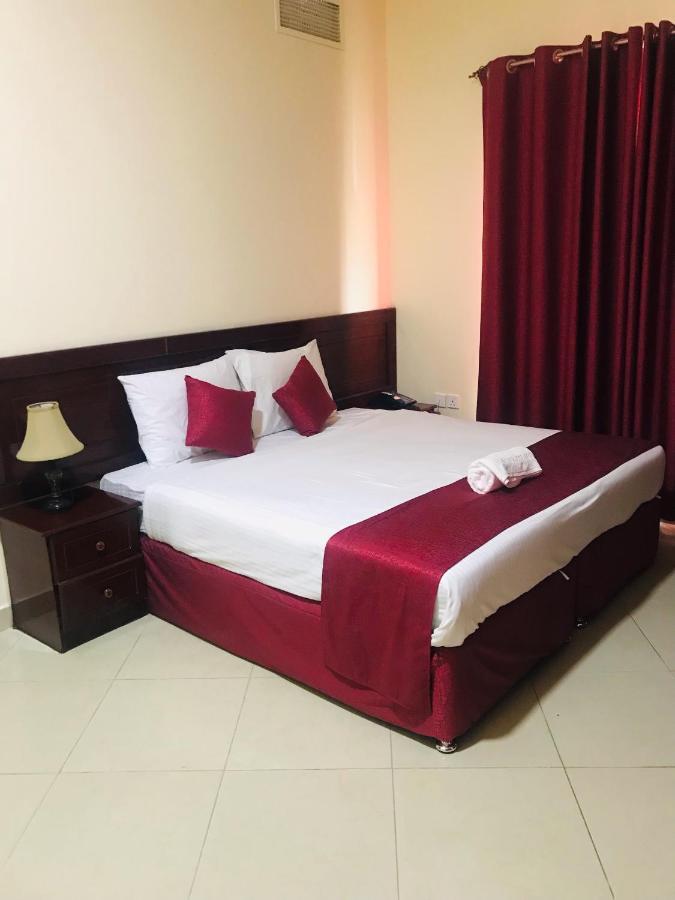 Al Reem Hotel Apartments Sharjah Exteriör bild