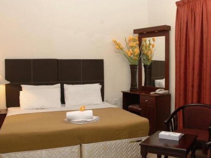 Al Reem Hotel Apartments Sharjah Exteriör bild