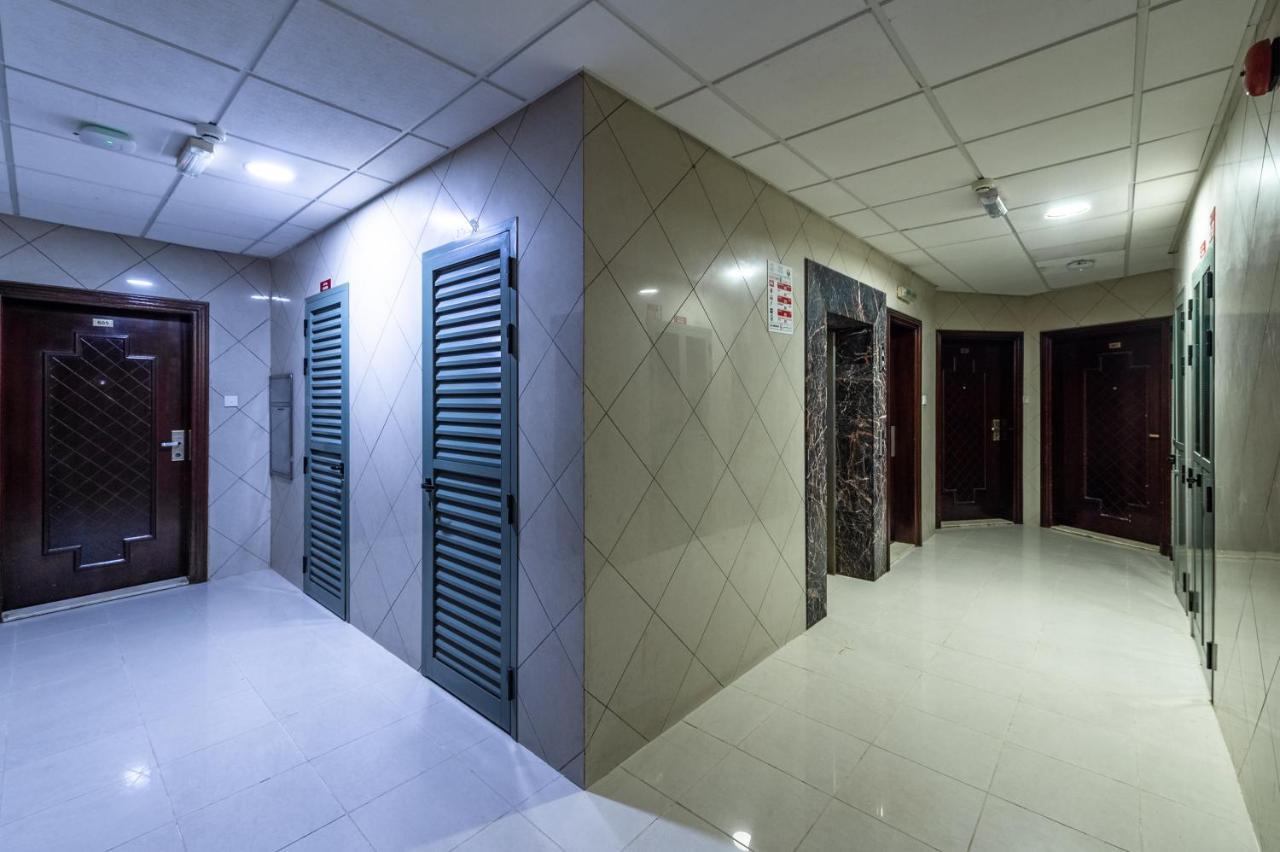 Al Reem Hotel Apartments Sharjah Exteriör bild
